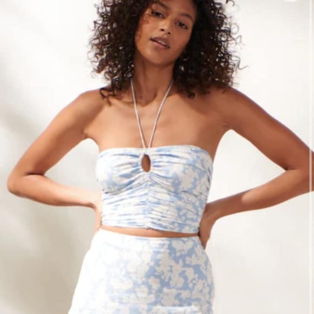 WHITE Abercrombie Linen Halter Top with Keyhole
